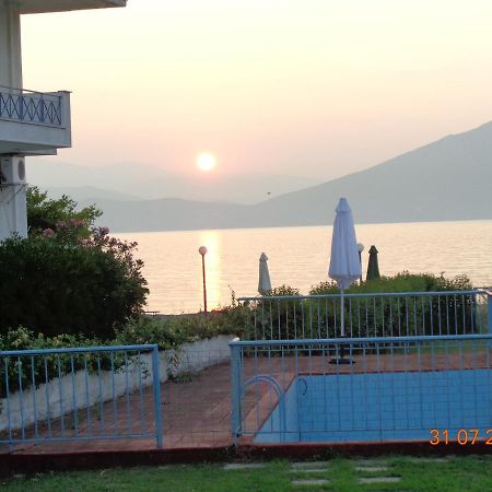 Hotel Porto Kairis Oreoi Exterior foto